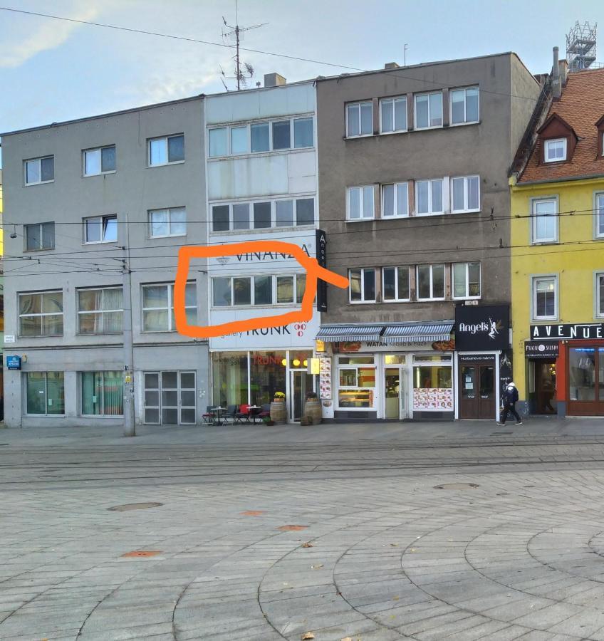 Krásny byt s výhľadmi v historickom centre Bratislava Esterno foto